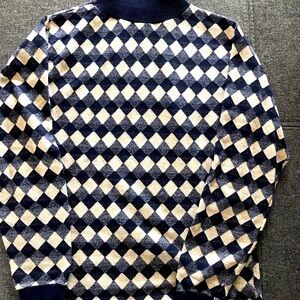 Stylish Donmoor blue and Cream Argyle Sweater